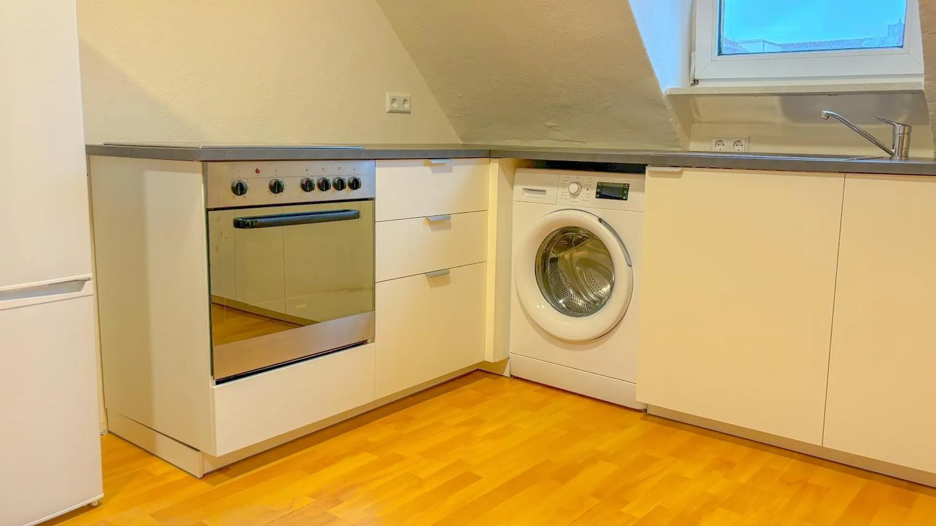 Apartment Ueber Neu Ulm'S Daechern, 2 Schlafzimmer Inkl. Stellplatz Neu-Ulm